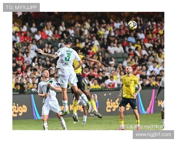 足球明星精彩瞬间集锦尽显球场风采与技艺之美